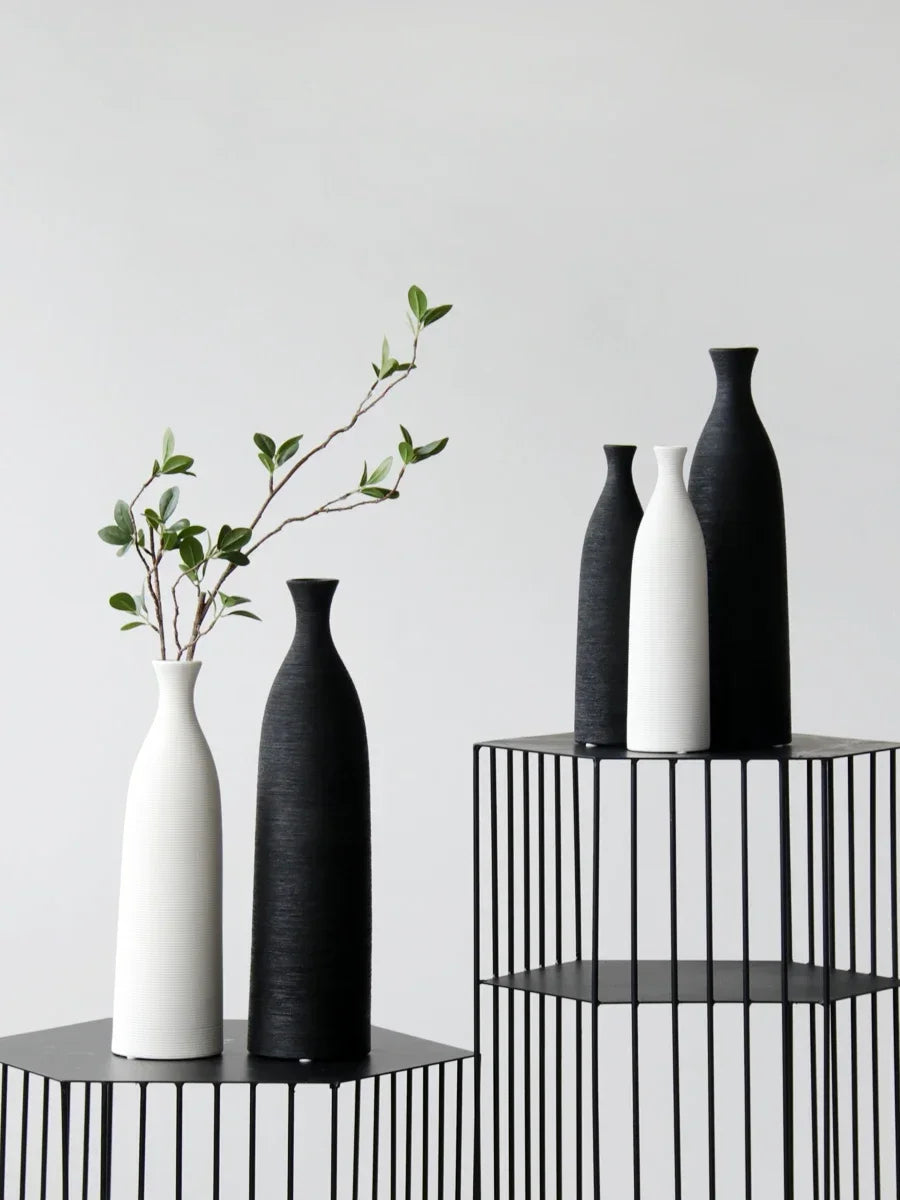 Simple Modern Black White Ceramic Vase Accessories Crafts Home Livingroom Table Figurines Decoration Office Furnishing Ornaments